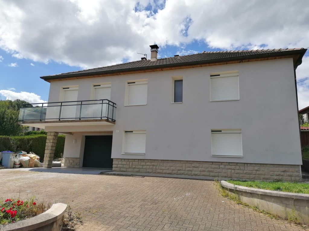 Isolation thermique par l’extérieur / Menuiseries / Volets / Garde-corps / Balcon / Escalier