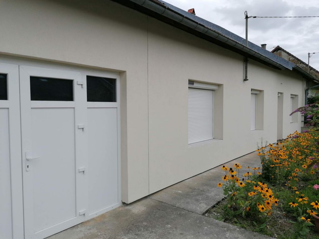 Isolation thermique par l’extérieur / Volets roulants solaires